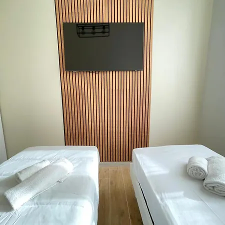 Eliana Holiday Sorrento