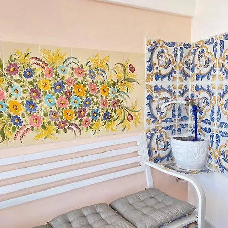 Eliana Holiday Sorrento