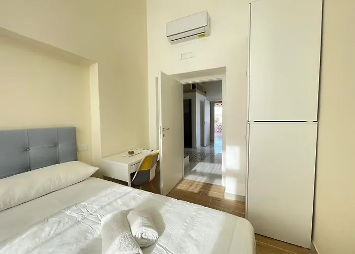 Eliana Holiday Sorrento Apartament *